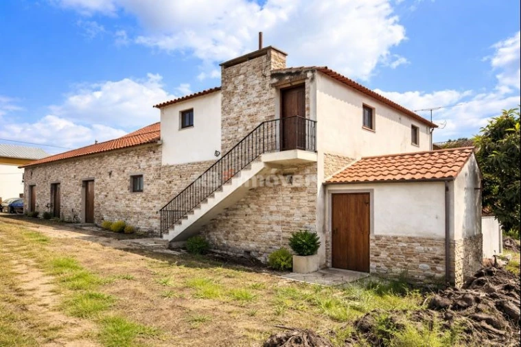 Moradia T5 para Venda em Asseiceira Foto 4