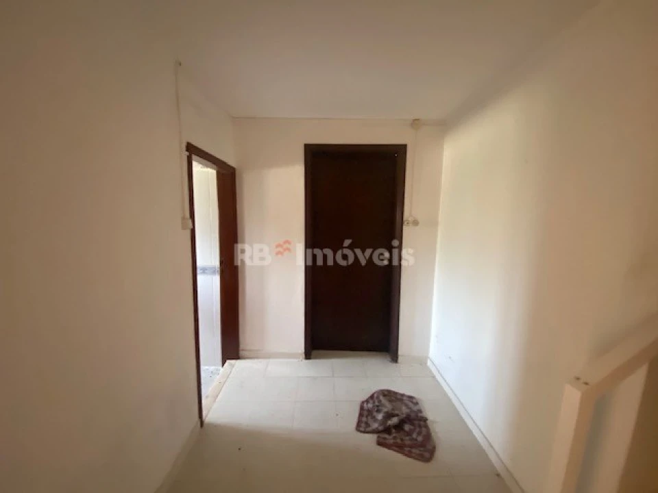 Moradia T4 para Venda em Assentiz Foto 8