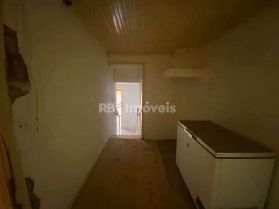 Moradia T4 para Venda em Assentiz Foto 10