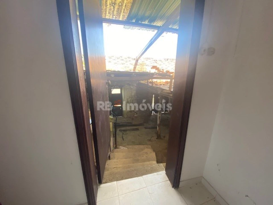 Moradia T4 para Venda em Assentiz Foto 11