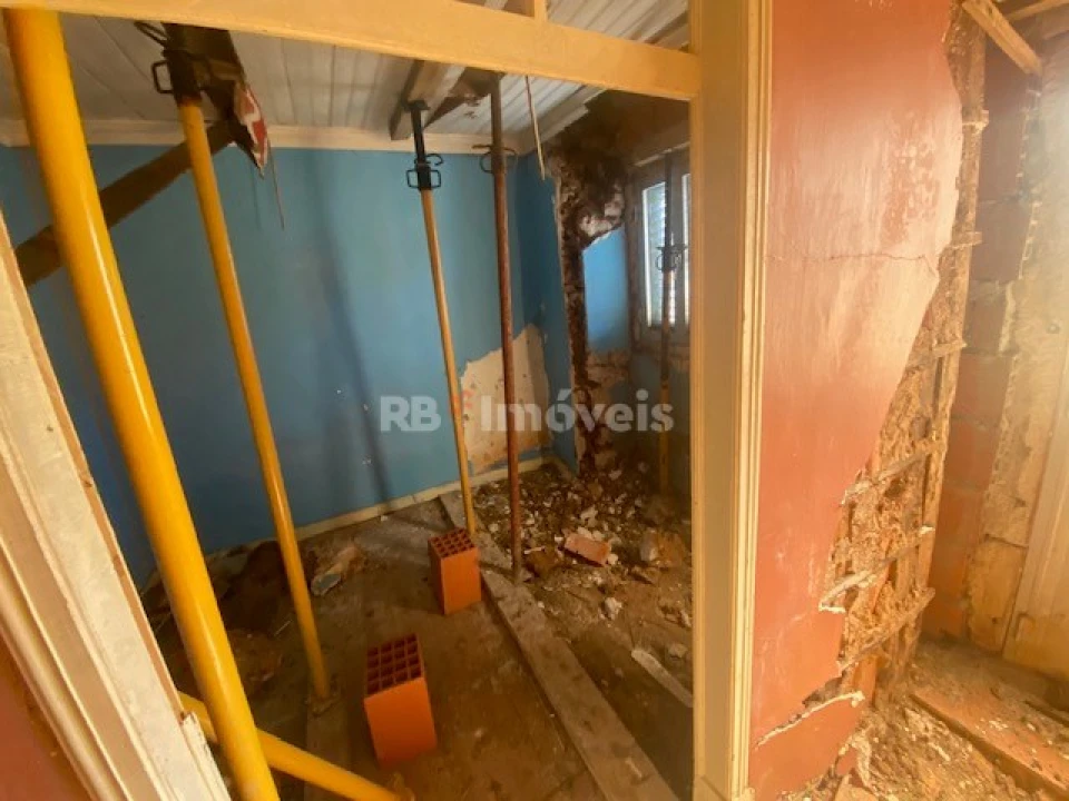 Moradia T4 para Venda em Assentiz Foto 15