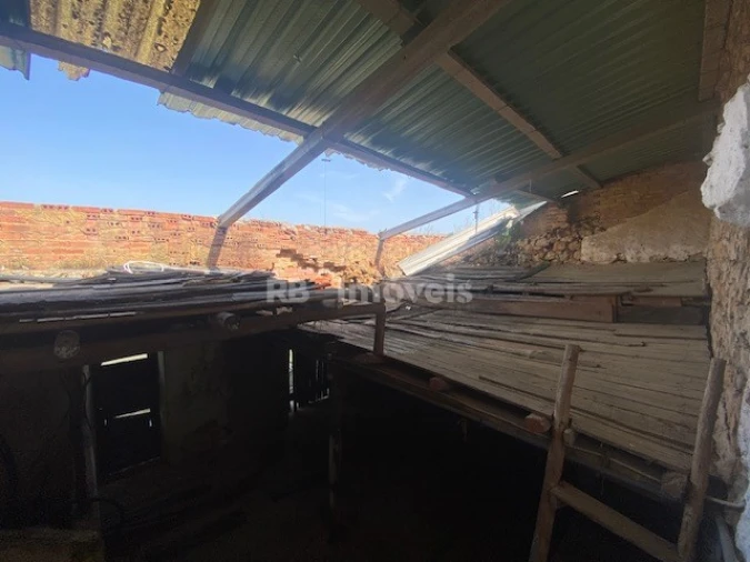 Moradia T4 para Venda em Assentiz Foto 12