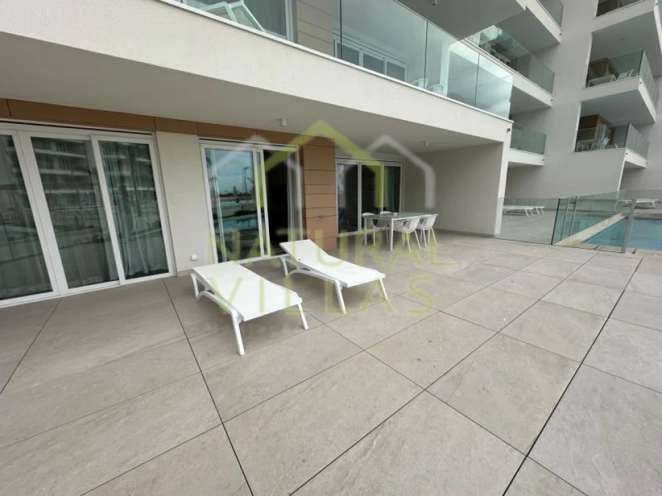 Apartamento T2 para Venda em Quarteira Foto 30