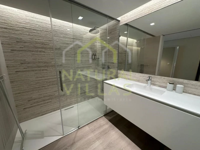 Apartamento T2 para Venda em Quarteira Foto 23