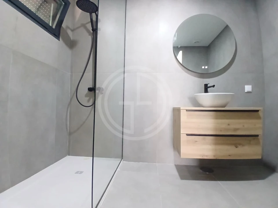 Apartamento T4 para Venda em Faro (Sé e São Pedro) Foto 9