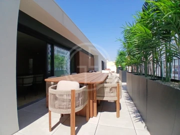 Apartamento T4 para Venda em Faro (Sé e São Pedro)