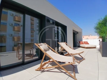 Apartamento T4 para Venda em Faro (Sé e São Pedro)