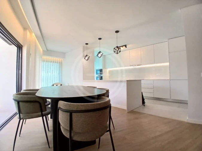 Apartamento T4 para Venda em Faro (Sé e São Pedro) Foto 4