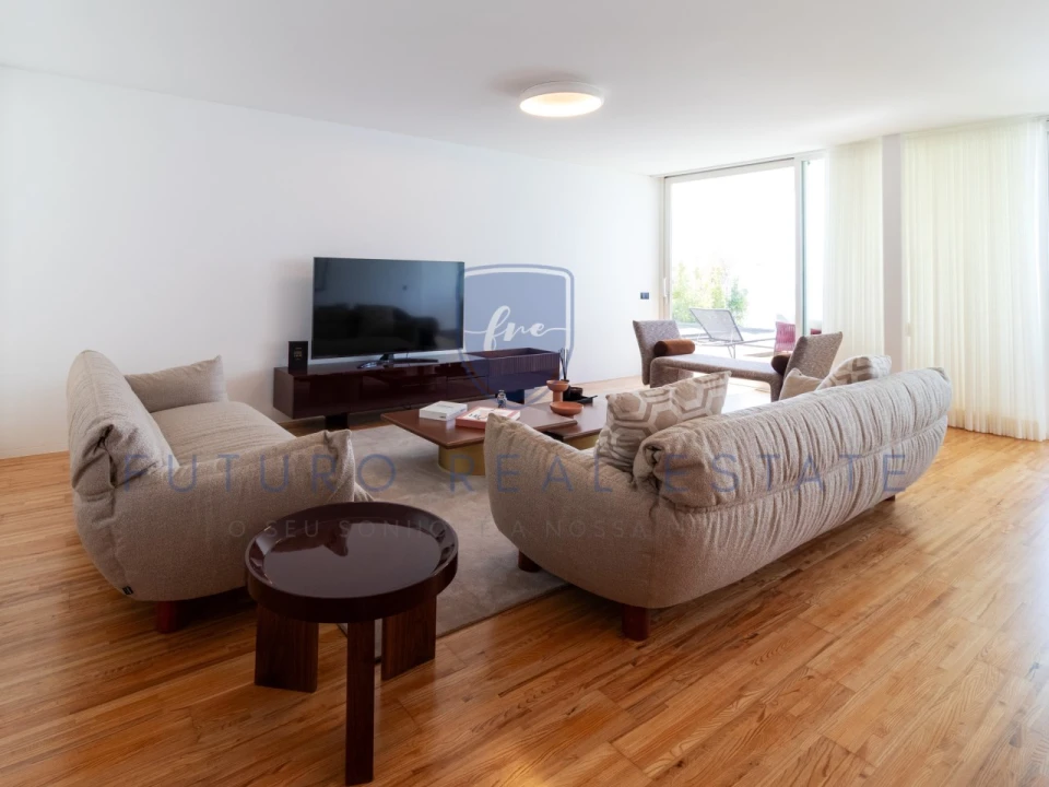 Moradia T3 para Venda em São Martinho Foto 6
