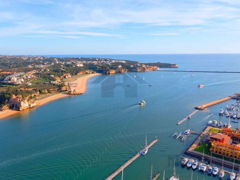 Apartamento T3 para Venda em Ferragudo Foto 35