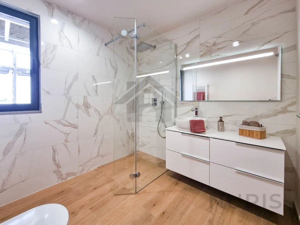 Apartamento T3 para Venda em Ferragudo Foto 15