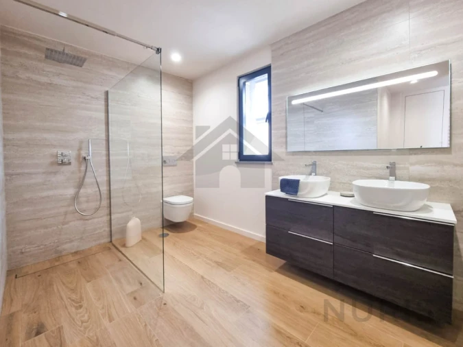 Apartamento T3 para Venda em Ferragudo Foto 11