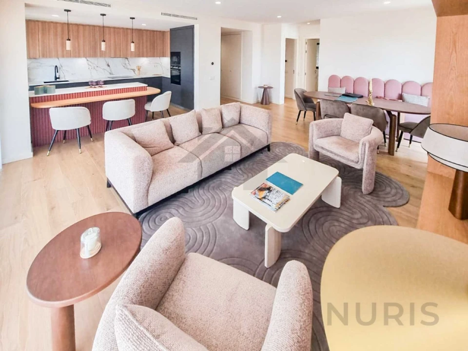 Apartamento T3 para Venda em Ferragudo Foto 2