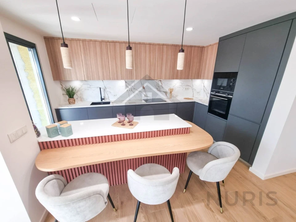 Apartamento T3 para Venda em Ferragudo Foto 5