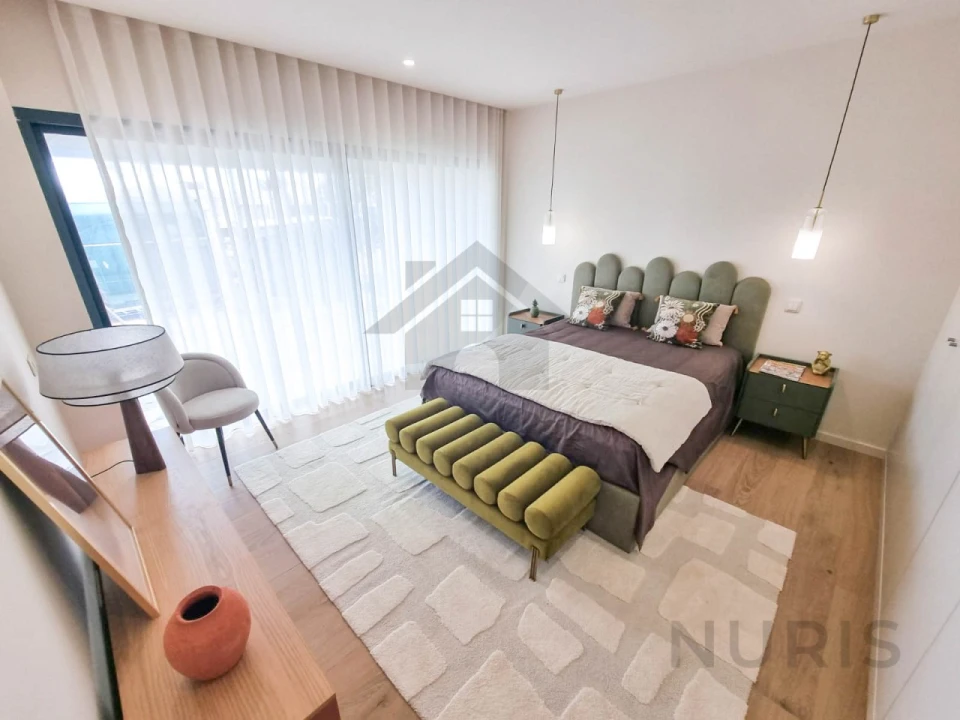 Apartamento T3 para Venda em Ferragudo Foto 9