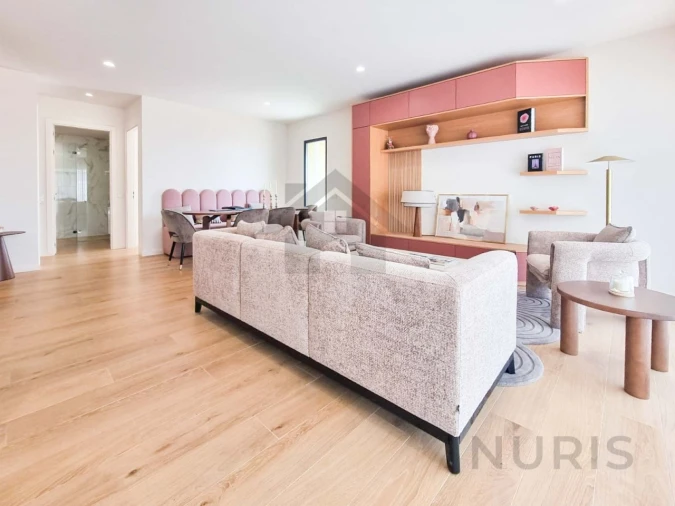 Apartamento T2 para Venda em Ferragudo Foto 2