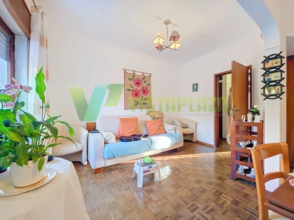 Prédio para Venda em Alvor Foto 10