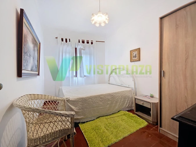 Prédio para Venda em Alvor Foto 26