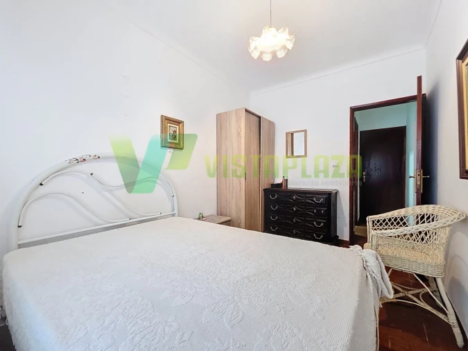 Prédio para Venda em Alvor Foto 27