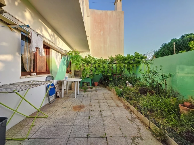 Prédio para Venda em Alvor Foto 29