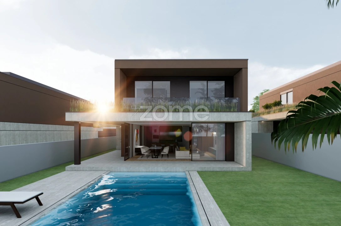 Moradia T4 para Venda em Lago Foto 3