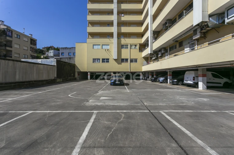 Negócio para Venda em Gondomar (São Cosme), Valbom e Jovim Foto 9