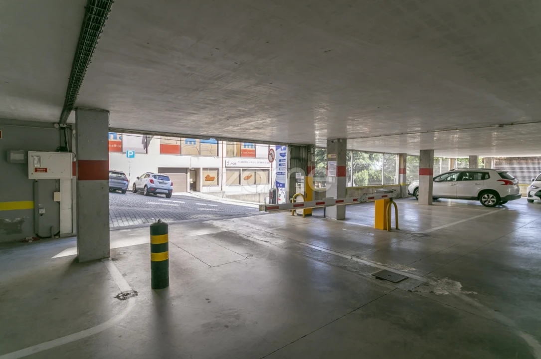 Negócio para Venda em Gondomar (São Cosme), Valbom e Jovim Foto 6