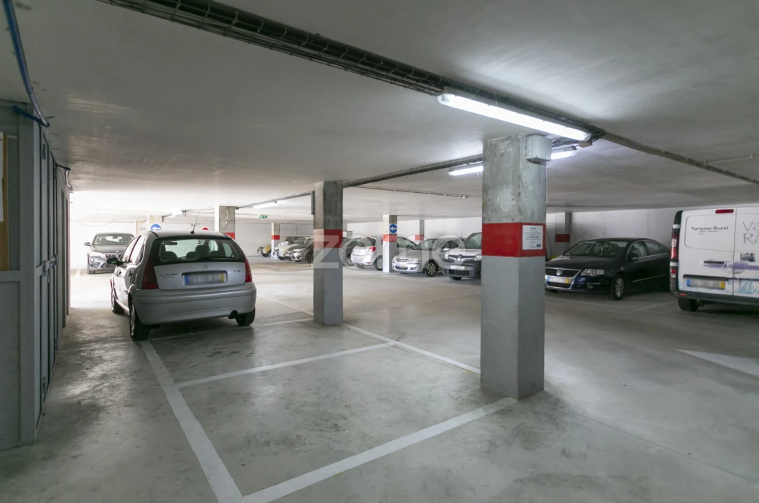 Negócio para Venda em Gondomar (São Cosme), Valbom e Jovim Foto 10