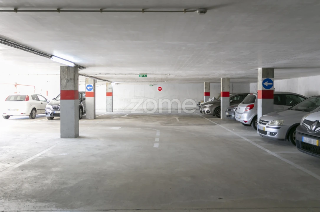 Negócio para Venda em Gondomar (São Cosme), Valbom e Jovim Foto 7