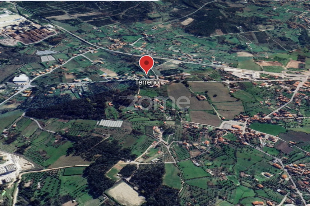 Terreno para Venda em Espinho Foto 4