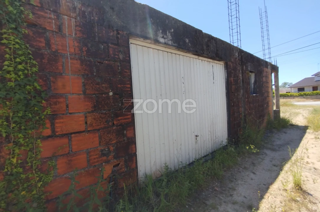 Terreno para Venda em Espinho Foto 32