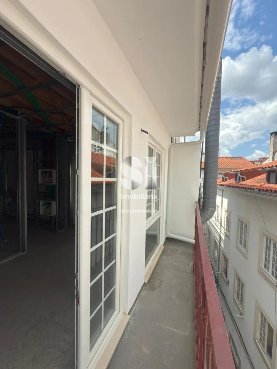 Prédio para Venda em Sé Nova, Santa Cruz, Almedina e São Bartolomeu Foto 4