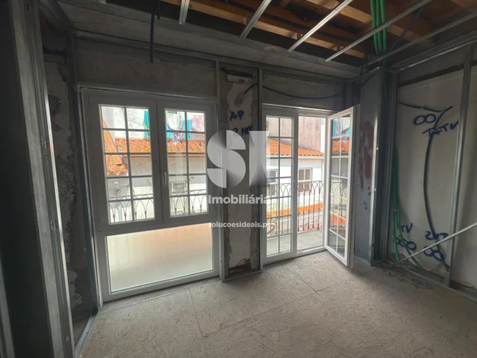 Prédio para Venda em Sé Nova, Santa Cruz, Almedina e São Bartolomeu Foto 6