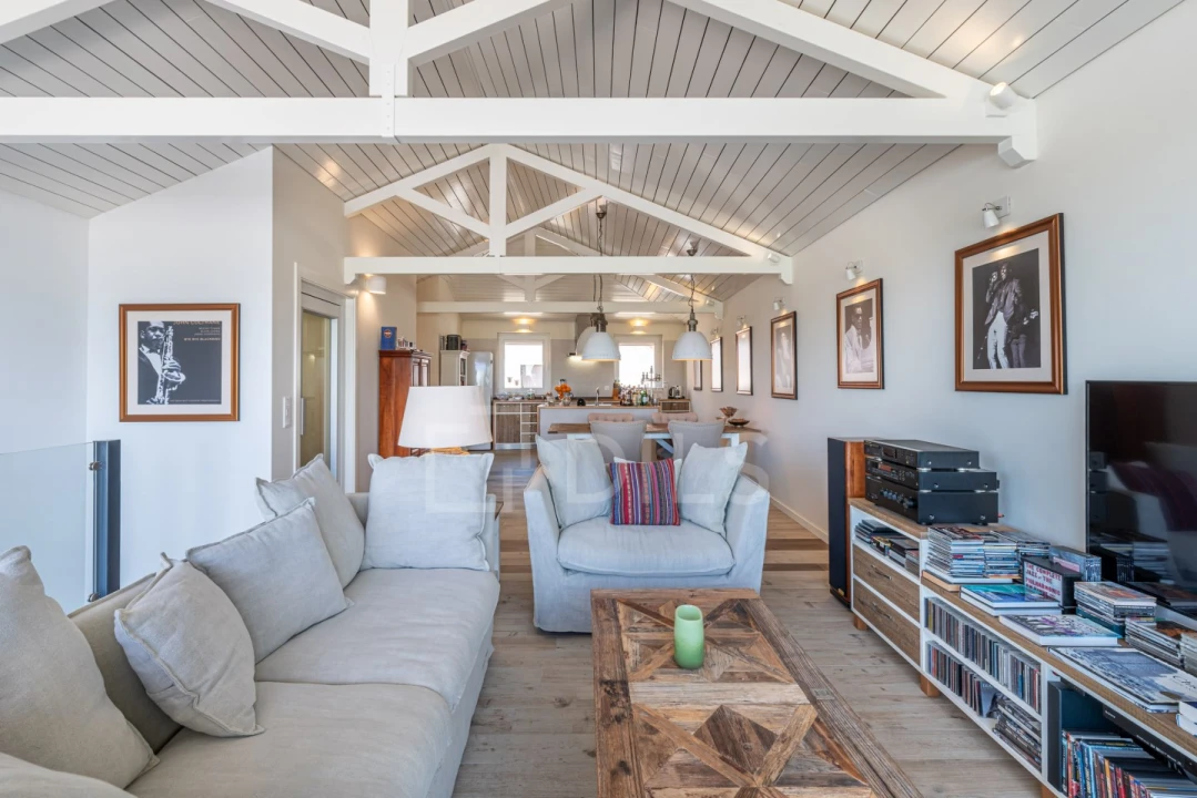 Moradia T4 para Venda em Santa Maria do Castelo e Santiago e Santa Susana Foto 9