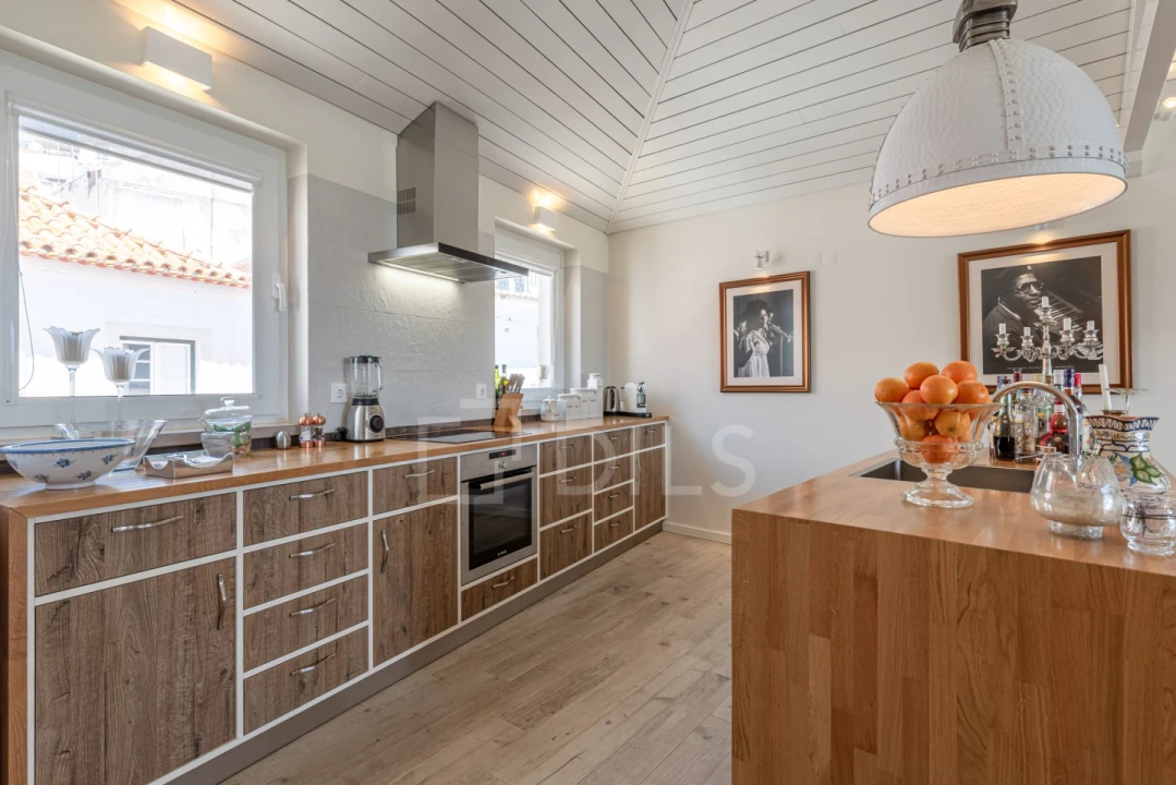 Moradia T4 para Venda em Santa Maria do Castelo e Santiago e Santa Susana Foto 14