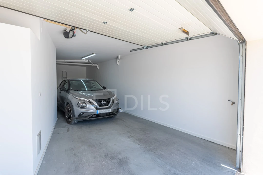 Moradia T4 para Venda em Santa Maria do Castelo e Santiago e Santa Susana Foto 34