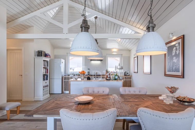 Moradia T4 para Venda em Santa Maria do Castelo e Santiago e Santa Susana Foto 12