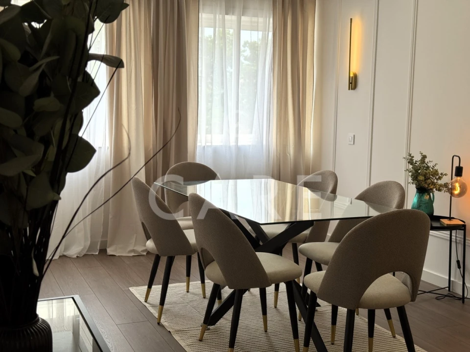 Apartamento T2 para Venda em Santo António Foto 9