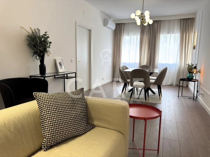 Apartamento T2 para Venda em Santo António Foto 4