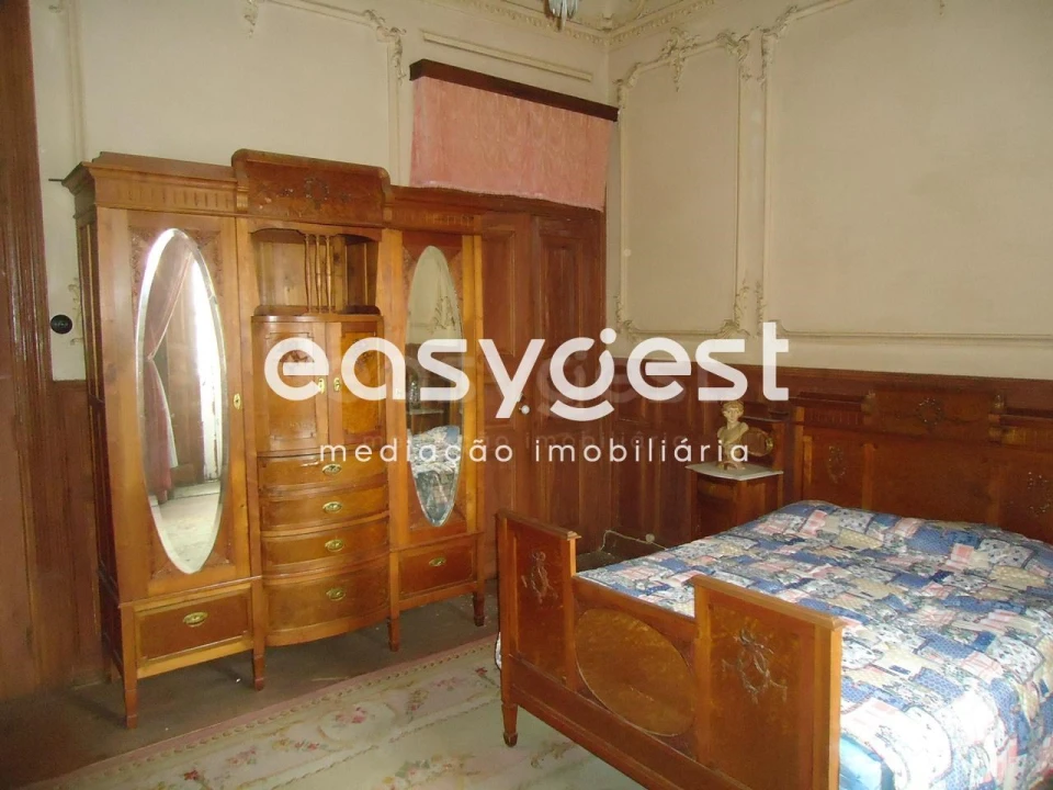 Moradia T19 para Venda em Tortosendo Foto 22