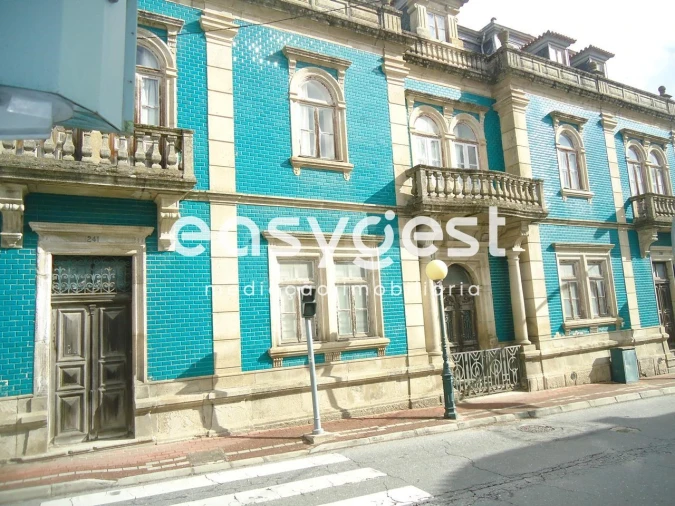 Moradia T19 para Venda em Tortosendo Foto 3