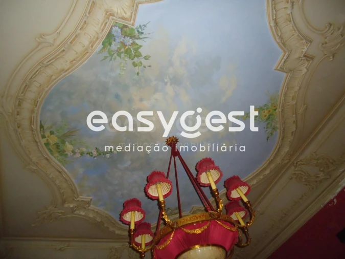 Moradia T19 para Venda em Tortosendo Foto 16