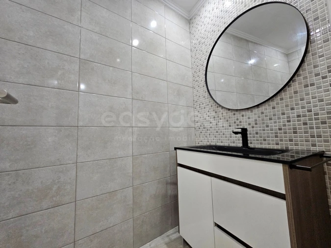 Apartamento T3 para Venda em Estômbar e Parchal Foto 19