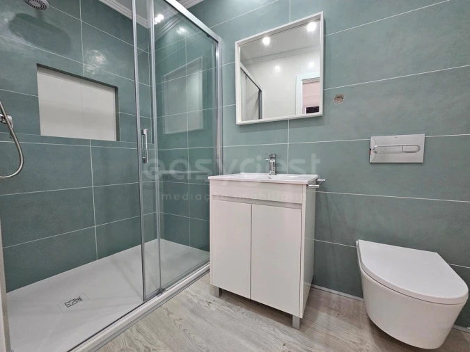 Apartamento T3 para Venda em Estômbar e Parchal Foto 33