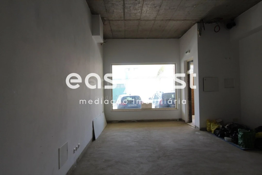 Loja para Venda em Ferragudo Foto 2