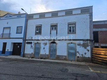 Moradia T6 para Venda em Ferragudo