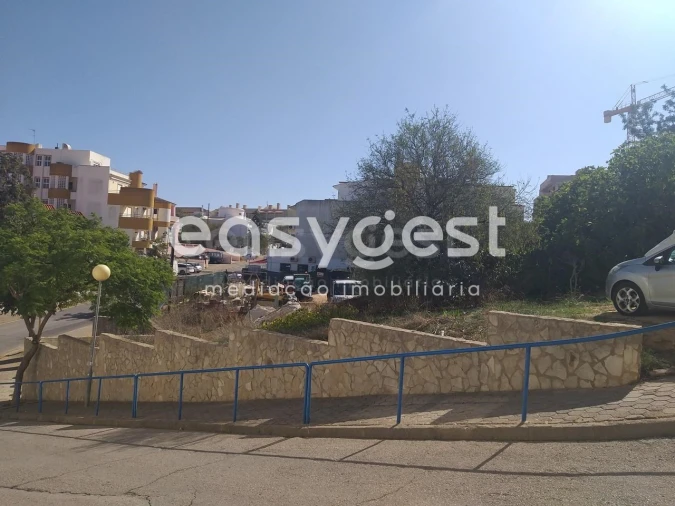 Terreno para Venda em Ferragudo