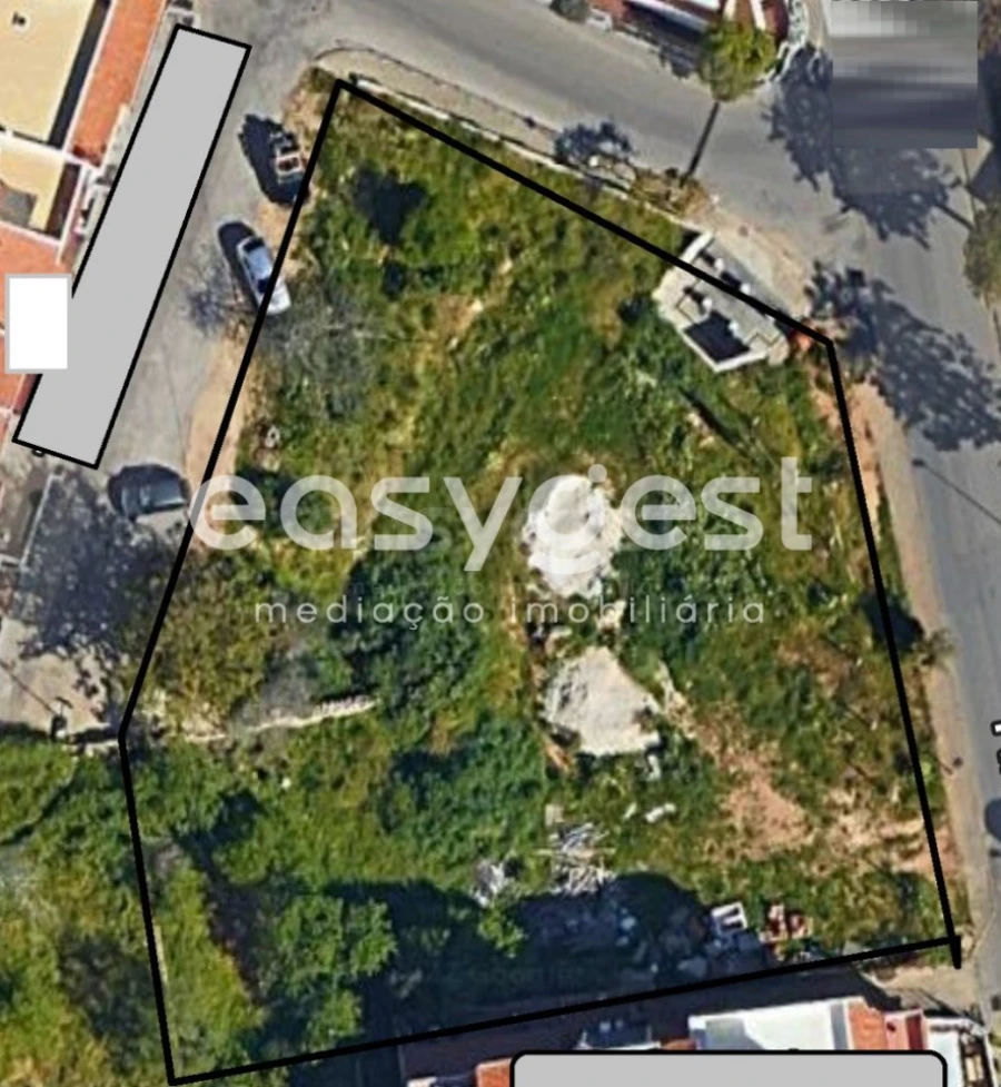 Terreno para Venda em Ferragudo Foto 12
