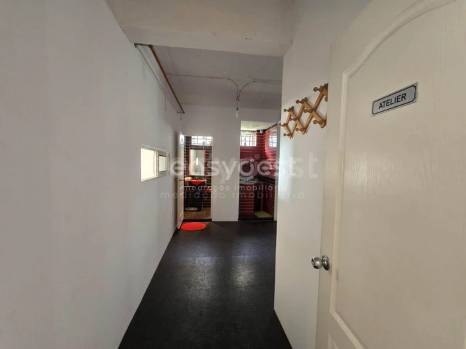 Armazém para Venda em Charneca de Caparica e Sobreda Foto 19