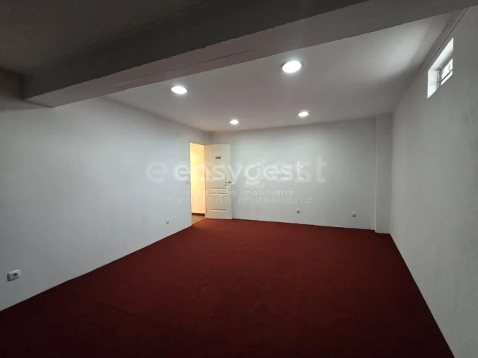 Armazém para Venda em Charneca de Caparica e Sobreda Foto 27